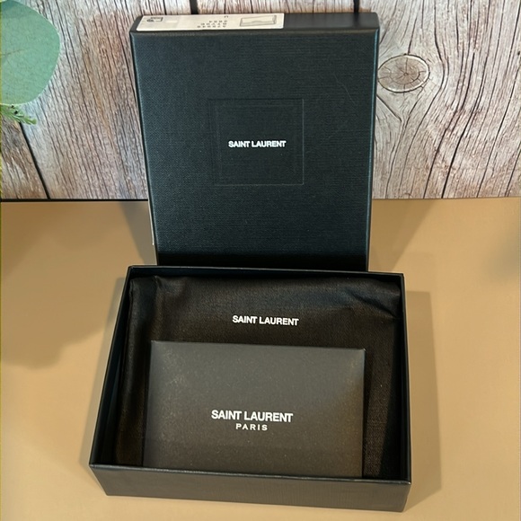 NEW SAINT LAURENT PARIS LEATHER GRAIN DE POUDRE TEAK COLOR CARD CASE HOLDER - Picture 7 of 11